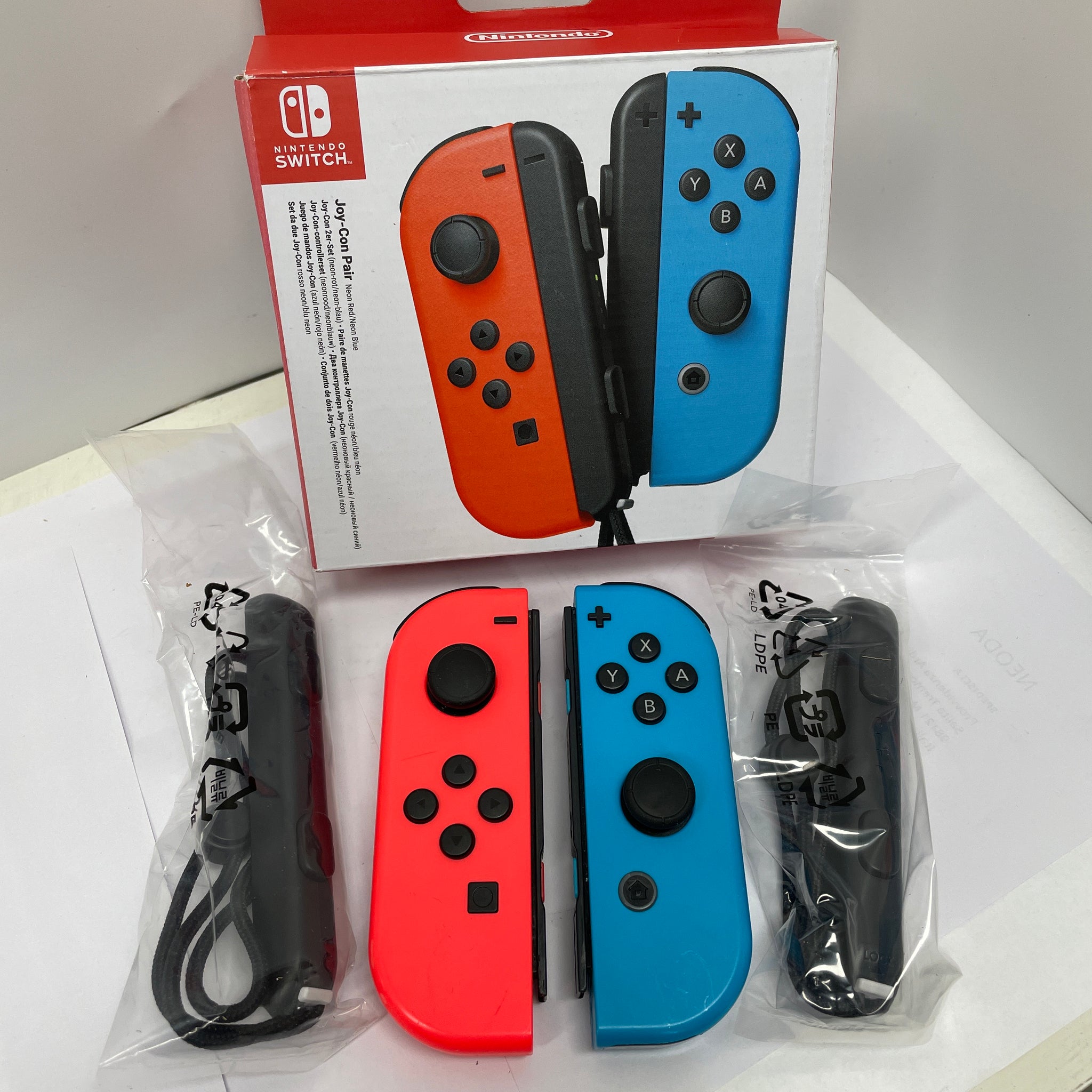Nintendo Switch Controller Set da 2 Joystick, Rosso e Blu