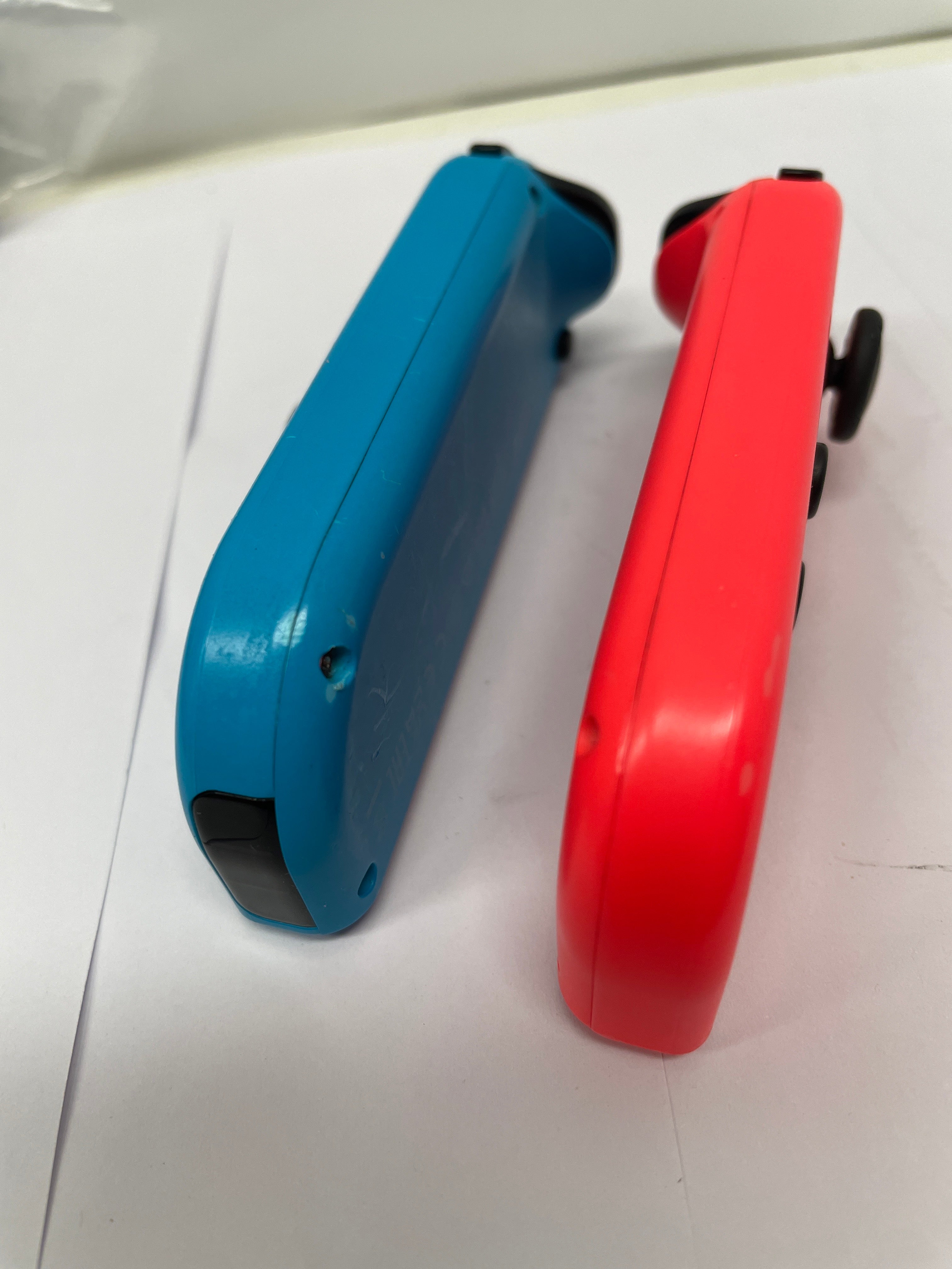 Nintendo Switch Controller Set da 2 Joystick, Rosso e Blu