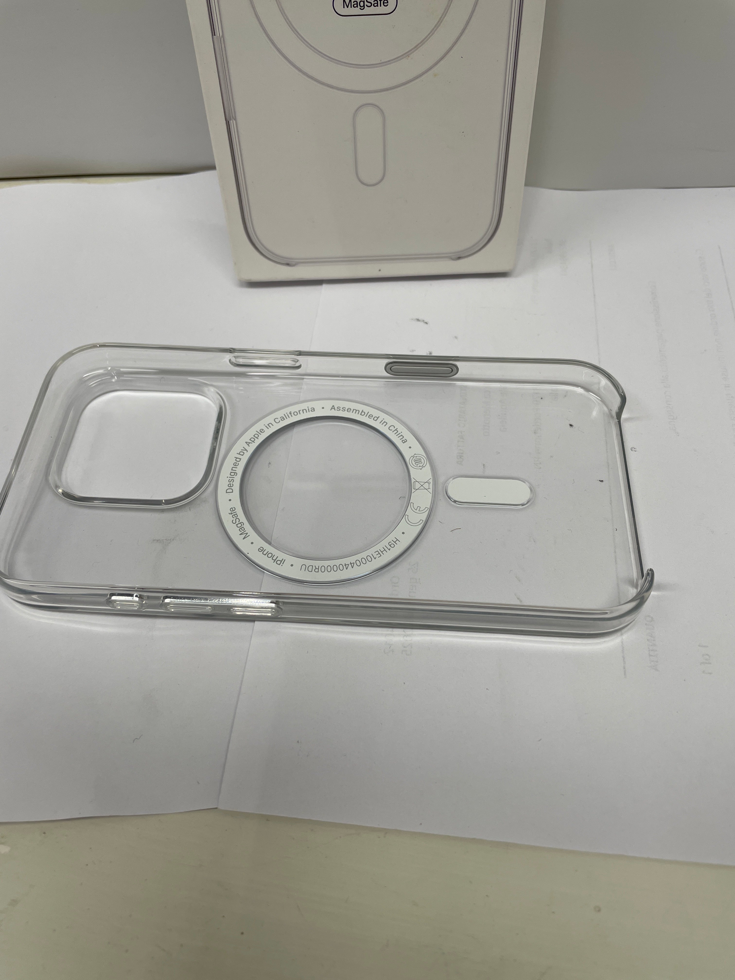 Apple Custodia MagSafe cover trasparente per iPhone 16 Pro
