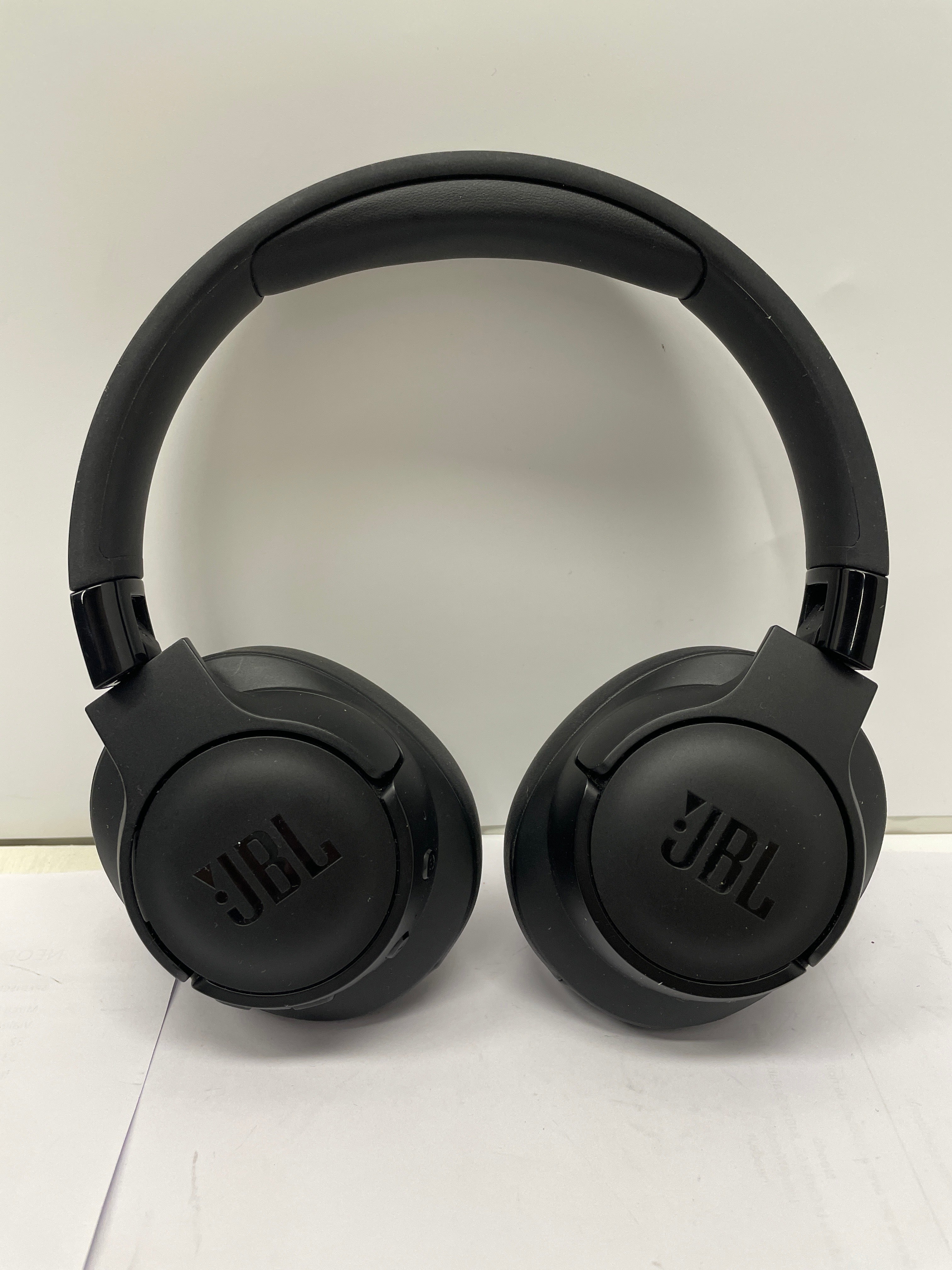 JBL Tune 760 NC