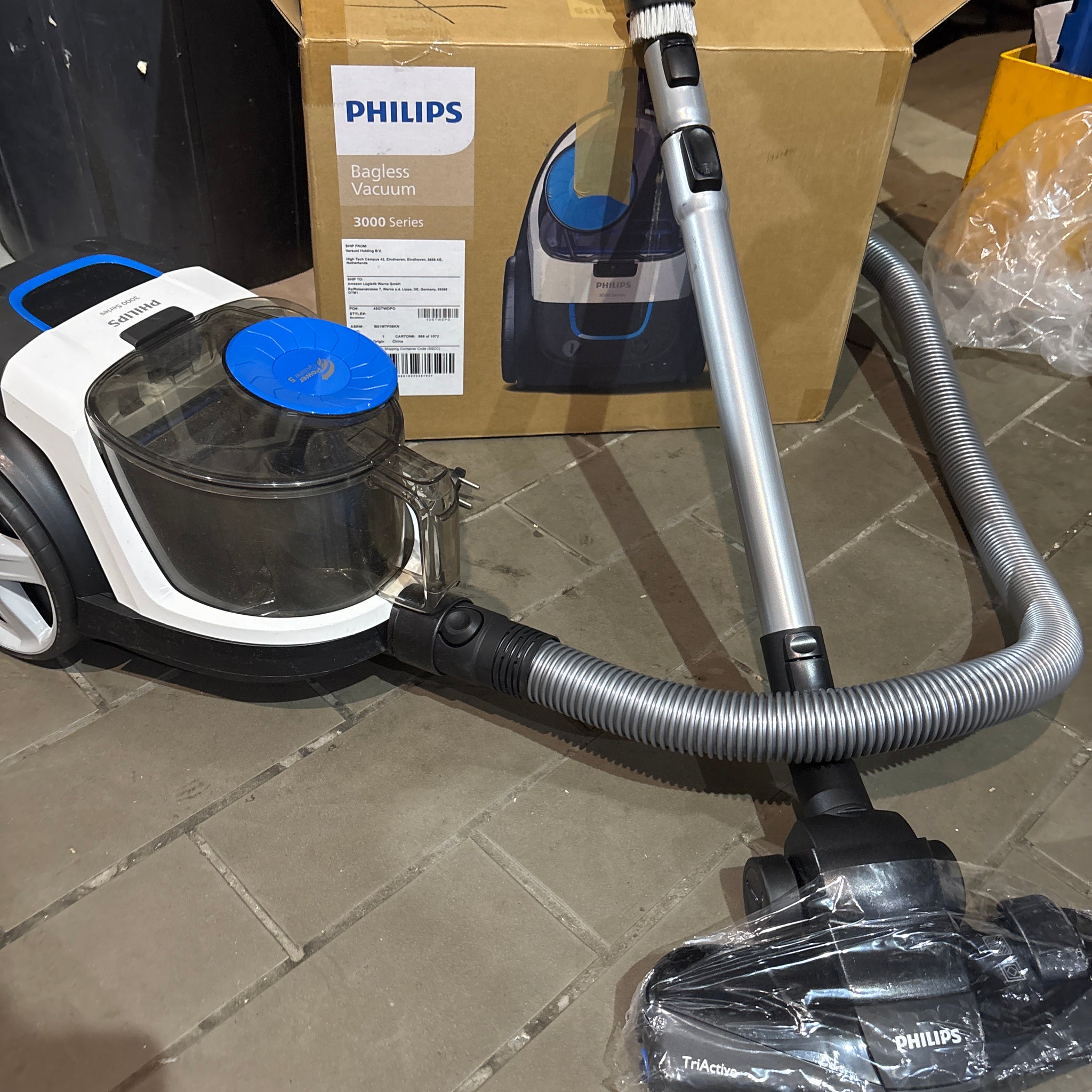 Bagless vacuum philips 3000 series fc9332/09