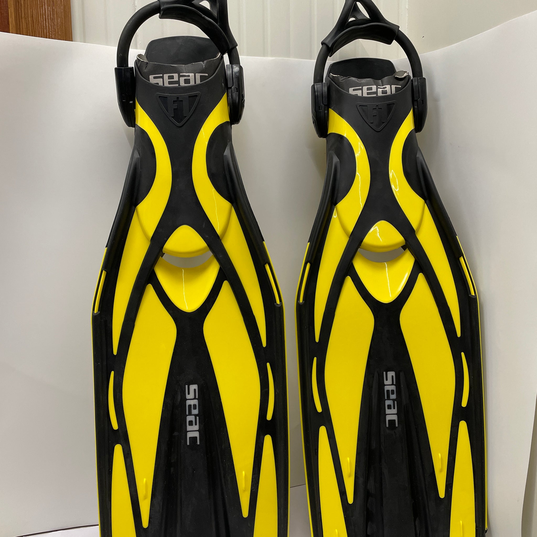 SEAC F1 S, Pinne da Subacquea ultraleggere con cinghiolo Elastico