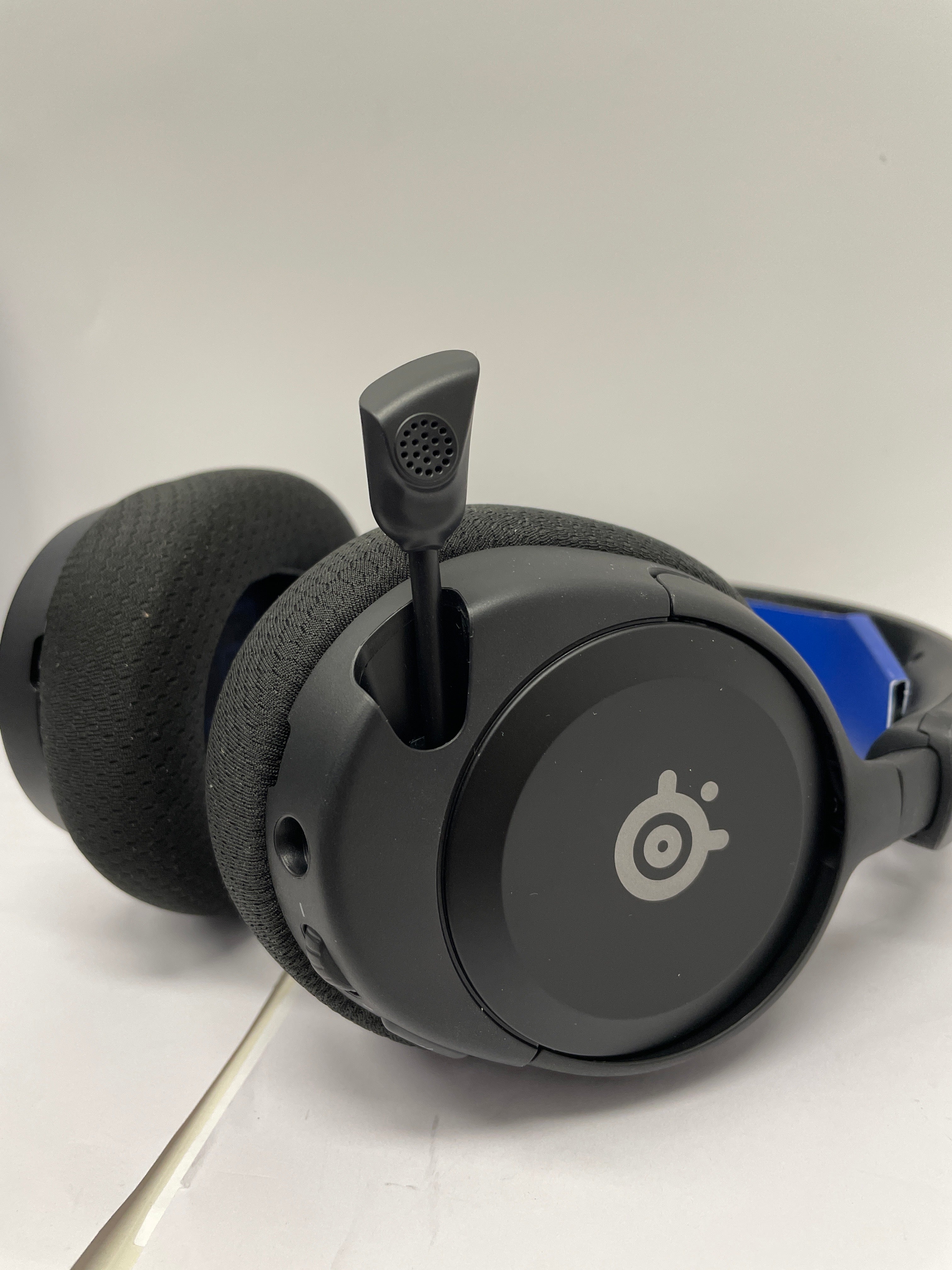 SteelSeries Arctis Nova 1P - Cuffie da gaming multisistema
