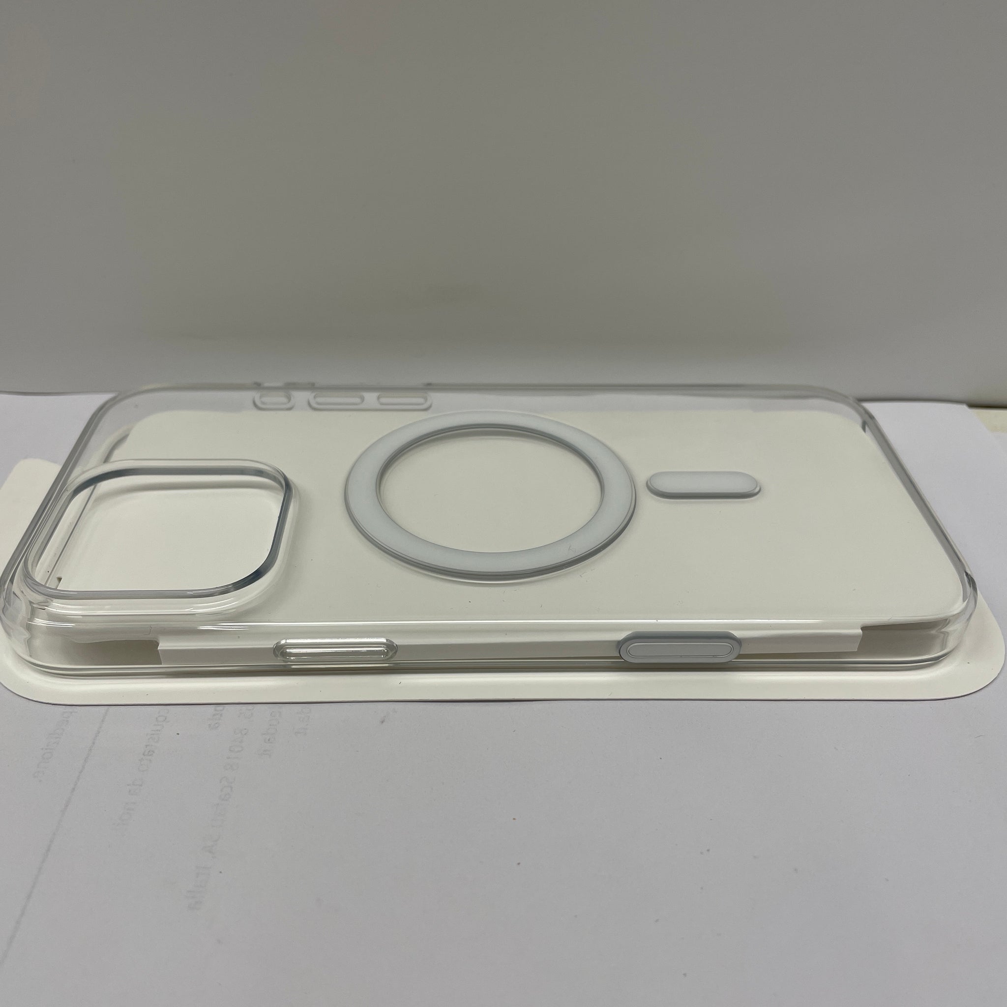 Apple Custodia MagSafe cover trasparente per iPhone 16 Pro Max