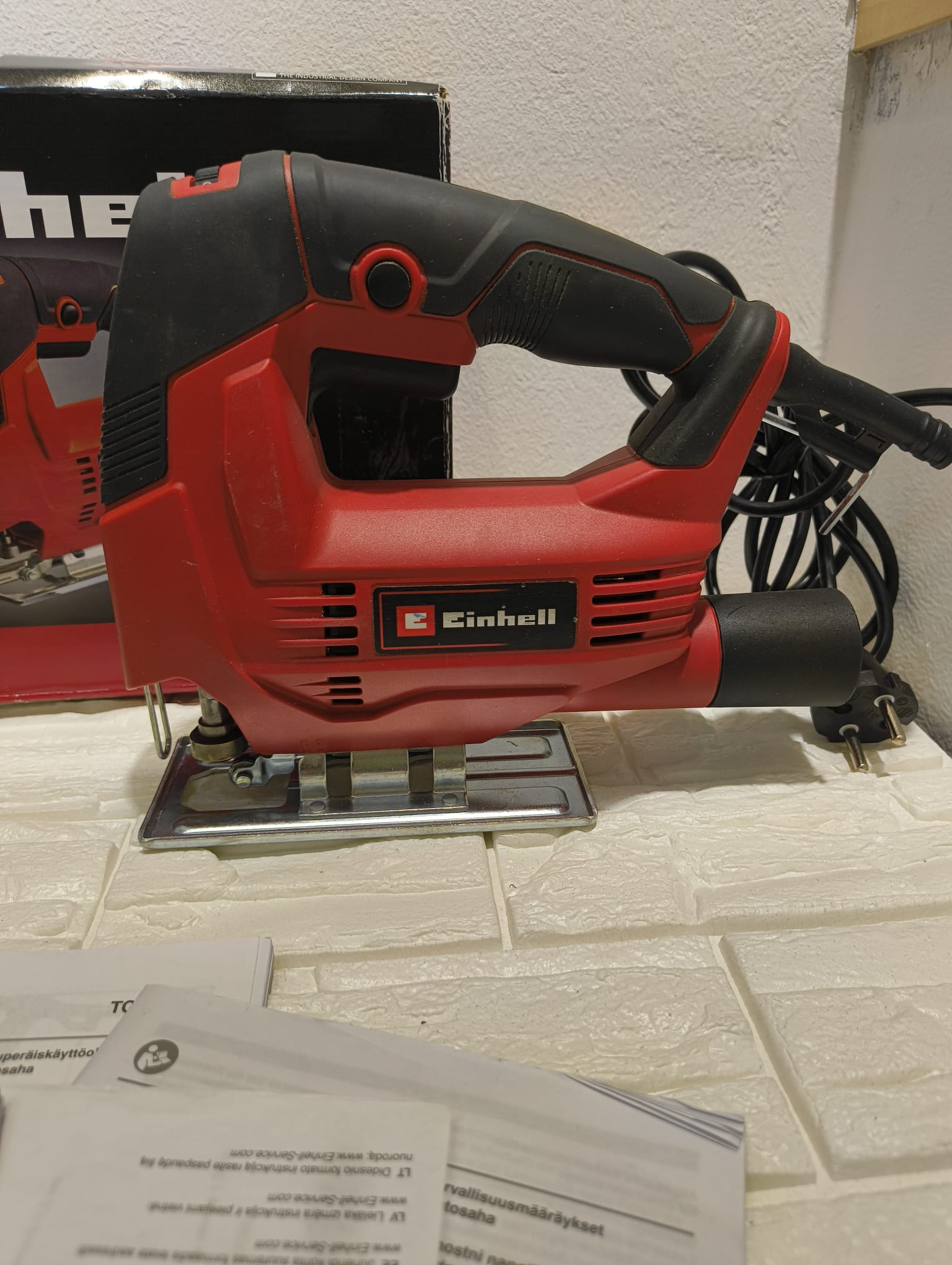 BLACK+DECKER KS501-QS Seghetto Alternativo 400W con Sistema Inclinazione 45°