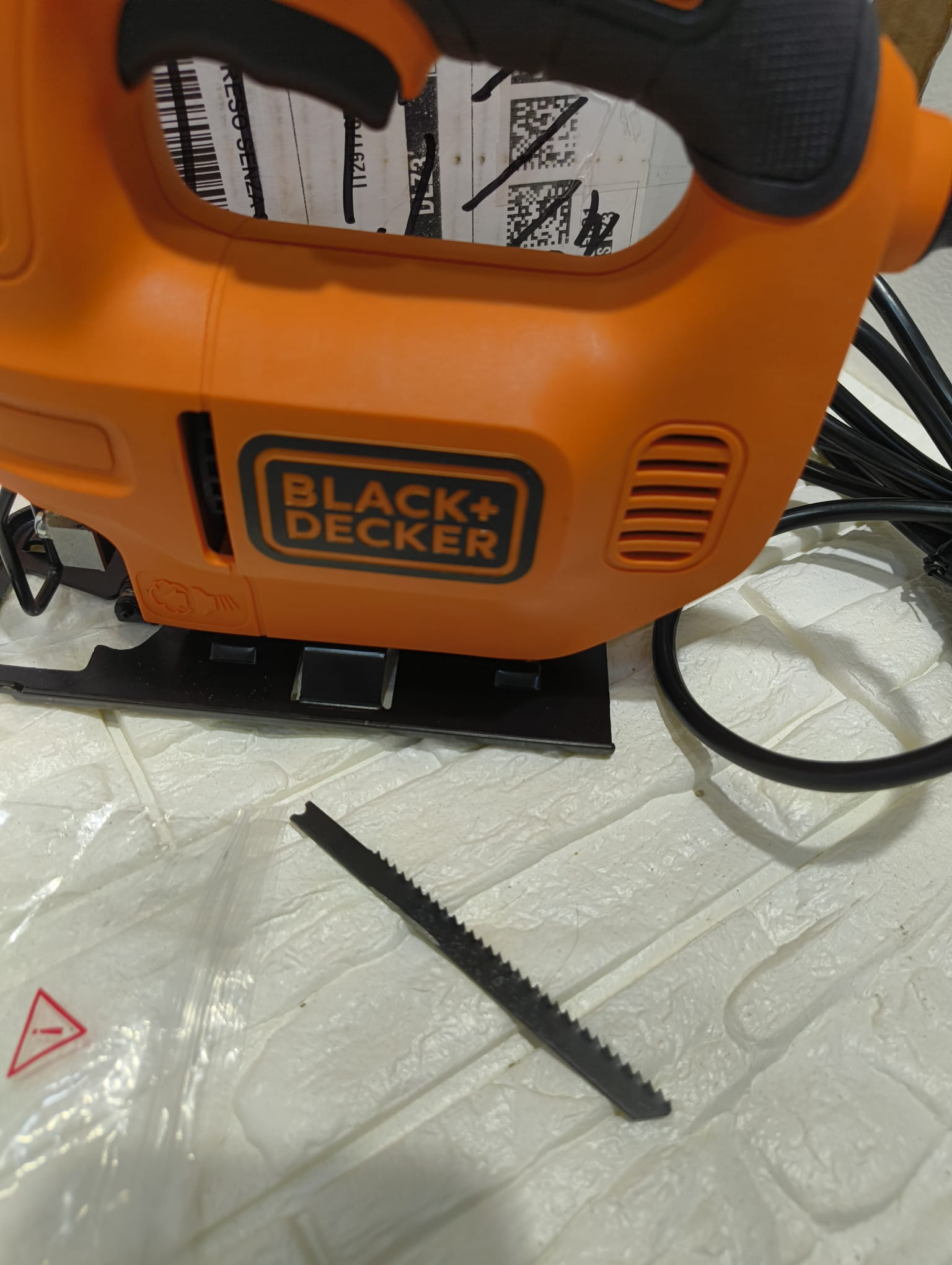 BLACK+DECKER KS501-QS Seghetto Alternativo 400W con Sistema Inclinazione 45°