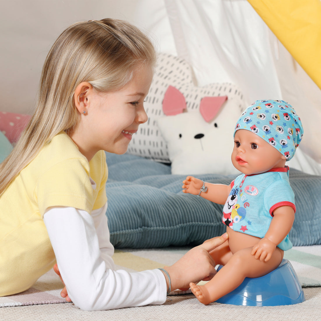 Bambolotto BABY born Magic Boy dettagli e funzioni interattive