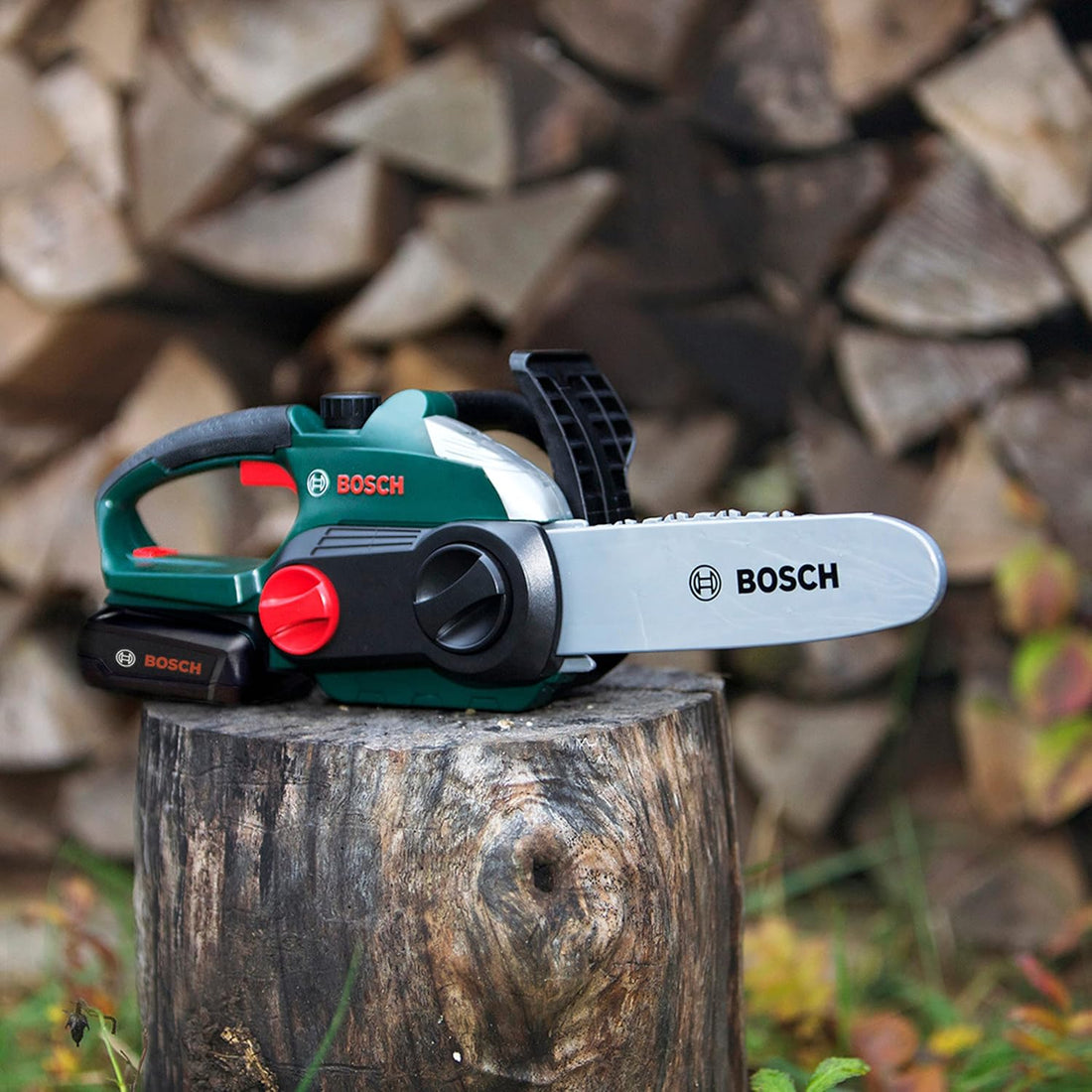 Theo Klein 8399 Motosega Bosch Giocattolo con effetti sonori e luminosi per bambini