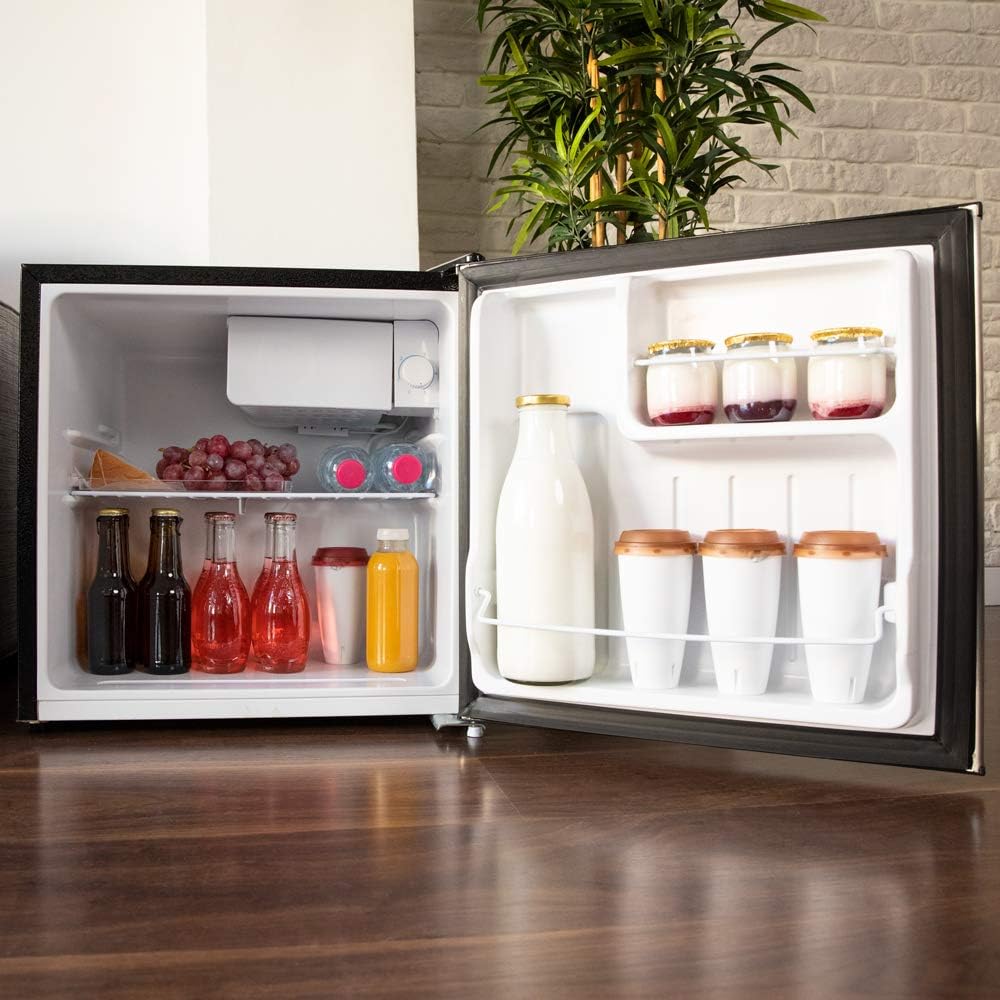 Frigorifero minibar compatto Cecotec GrandCooler vista frontale