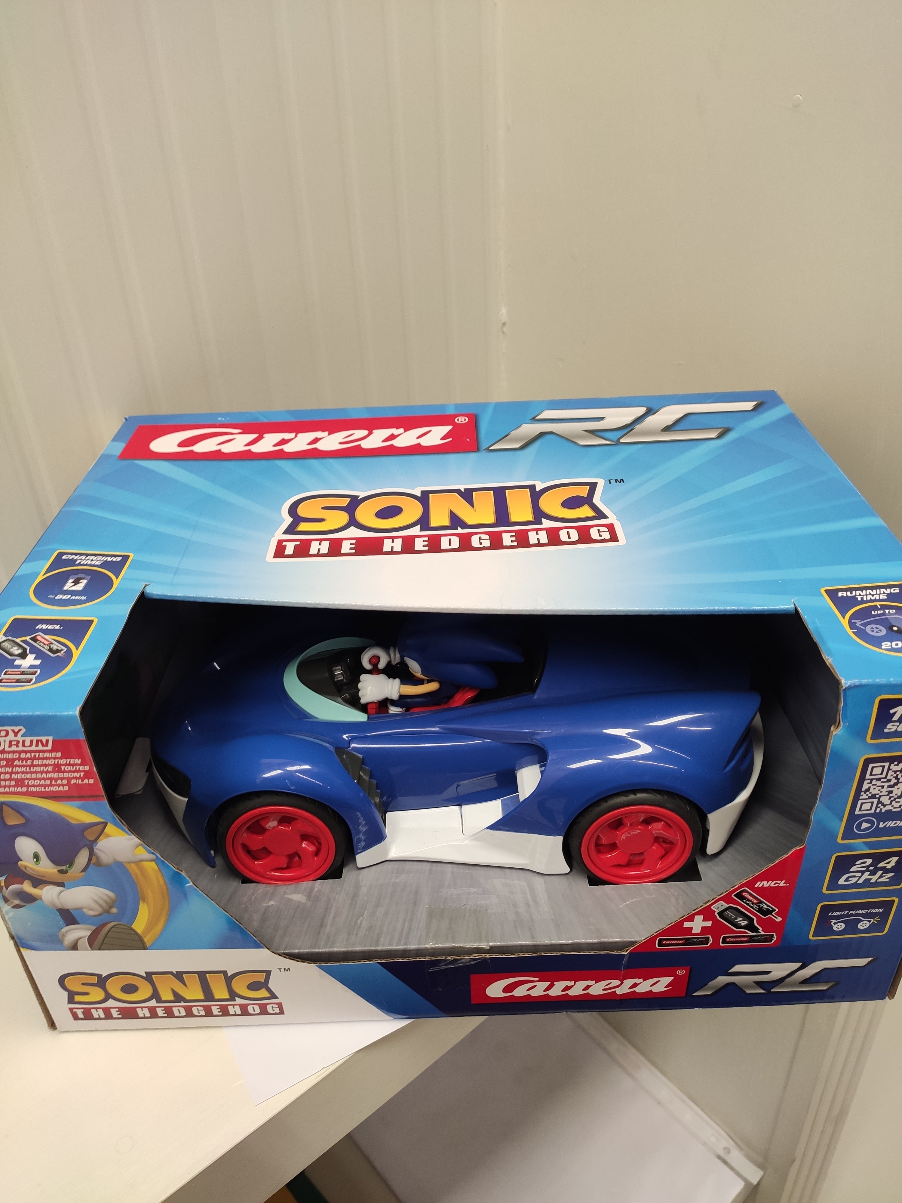 Carrera 2,4GHz Team Sonic Racing - Sonic