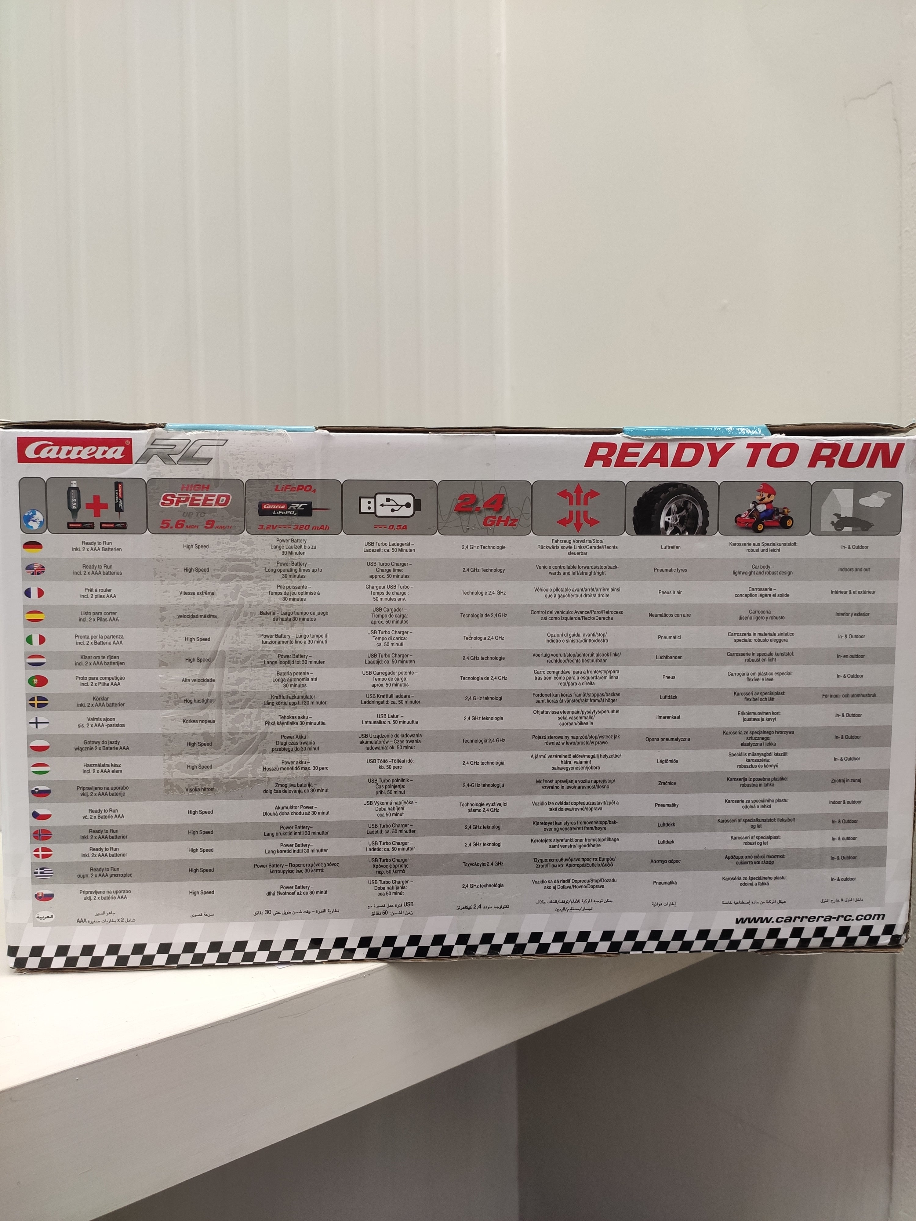 Carrera RC 2.4GHz Mario Kart Pipe Kart - Yoshi