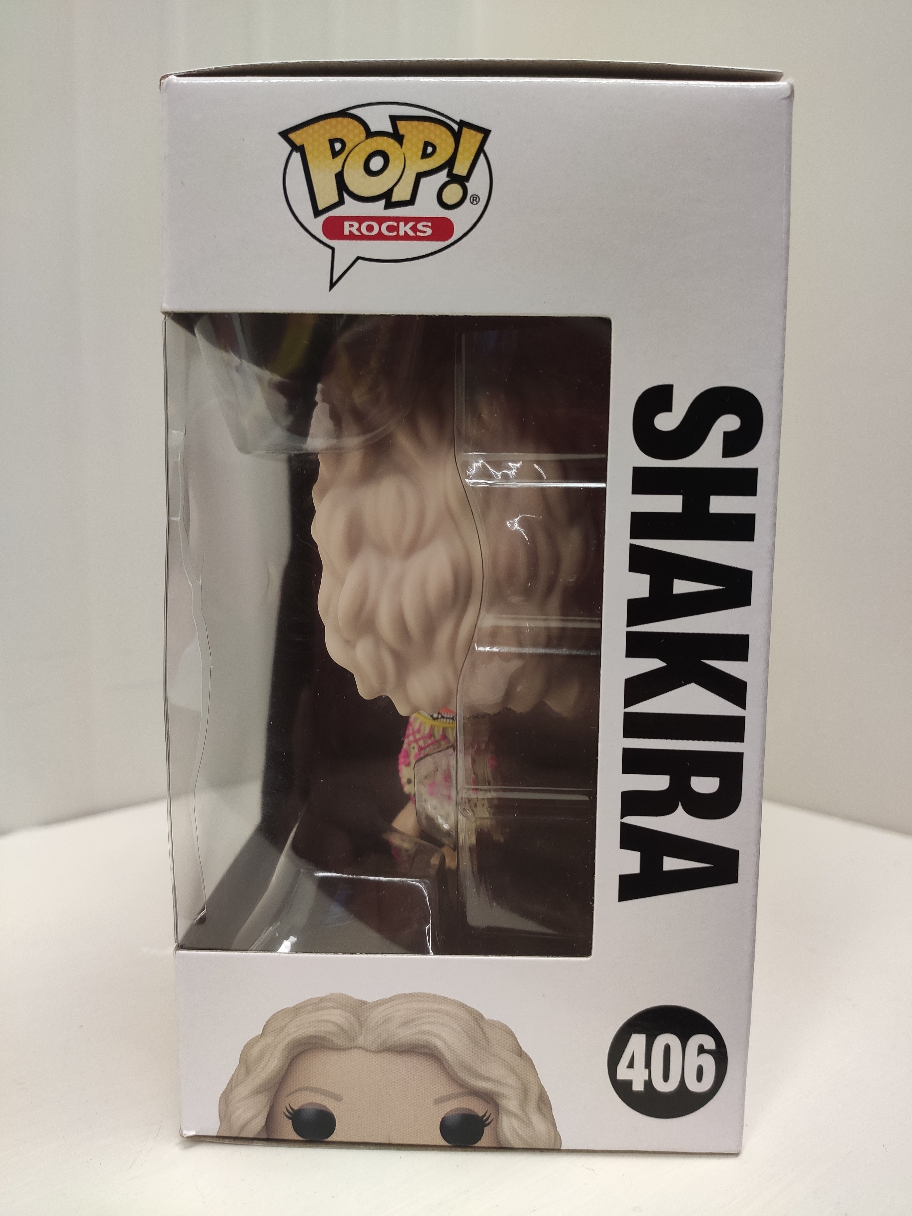 Funko Pop Shakira #406 Mano Danneggiata