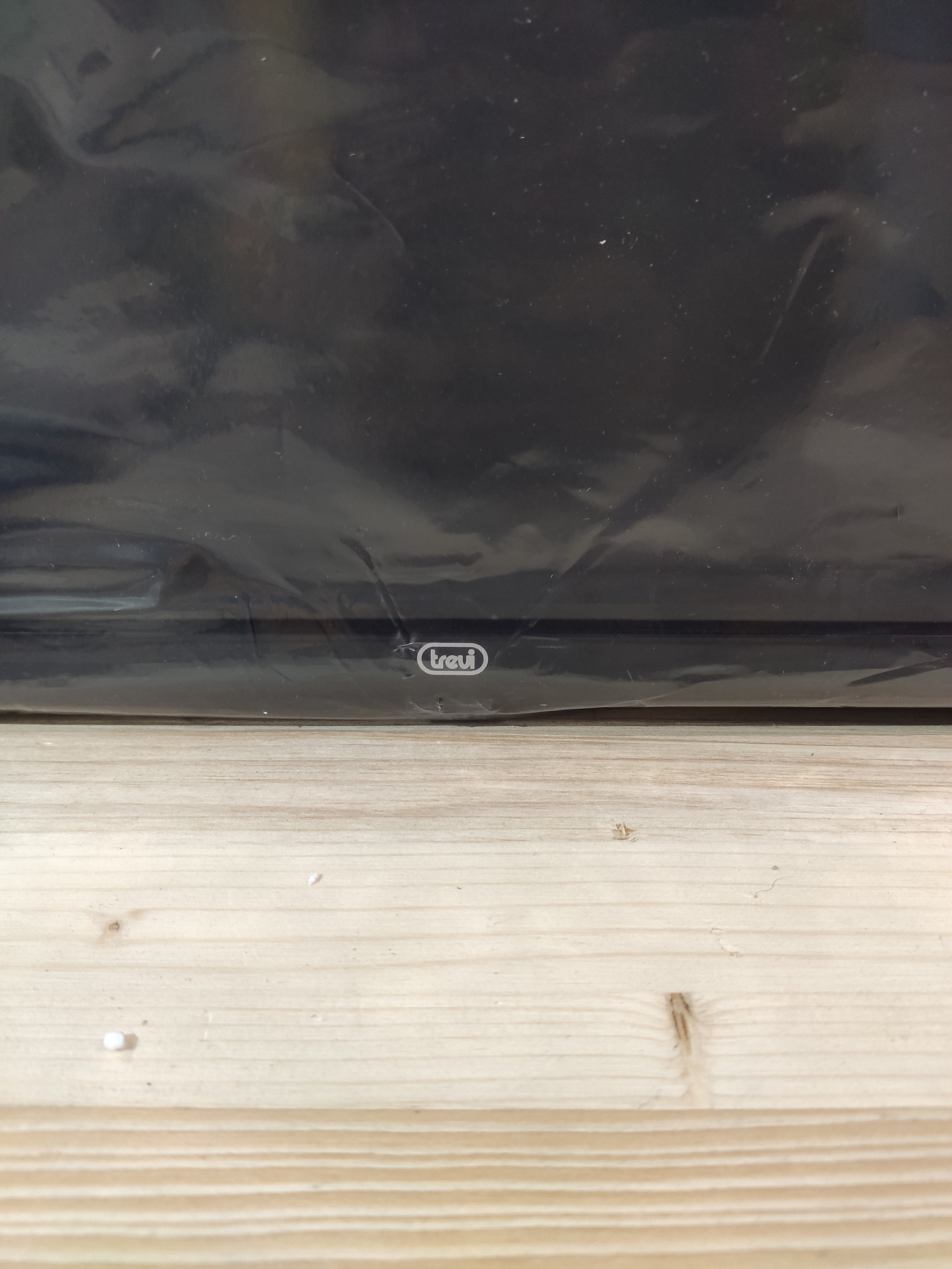Trevi LTV 3209 S2 SMART Televisore 32"