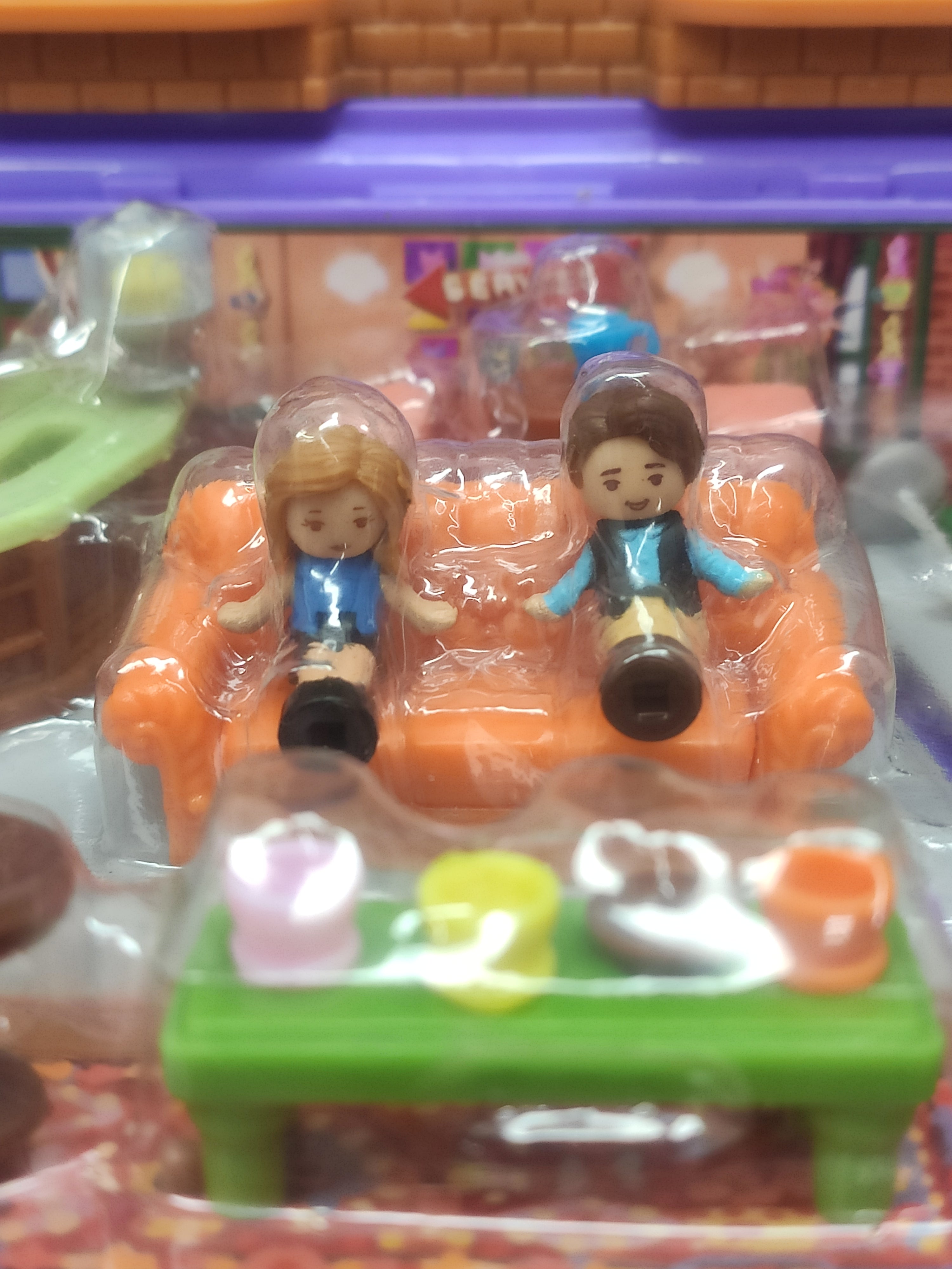 Polly Pocket - Cofanetto Friends, playset tazza da caffè Central Perk