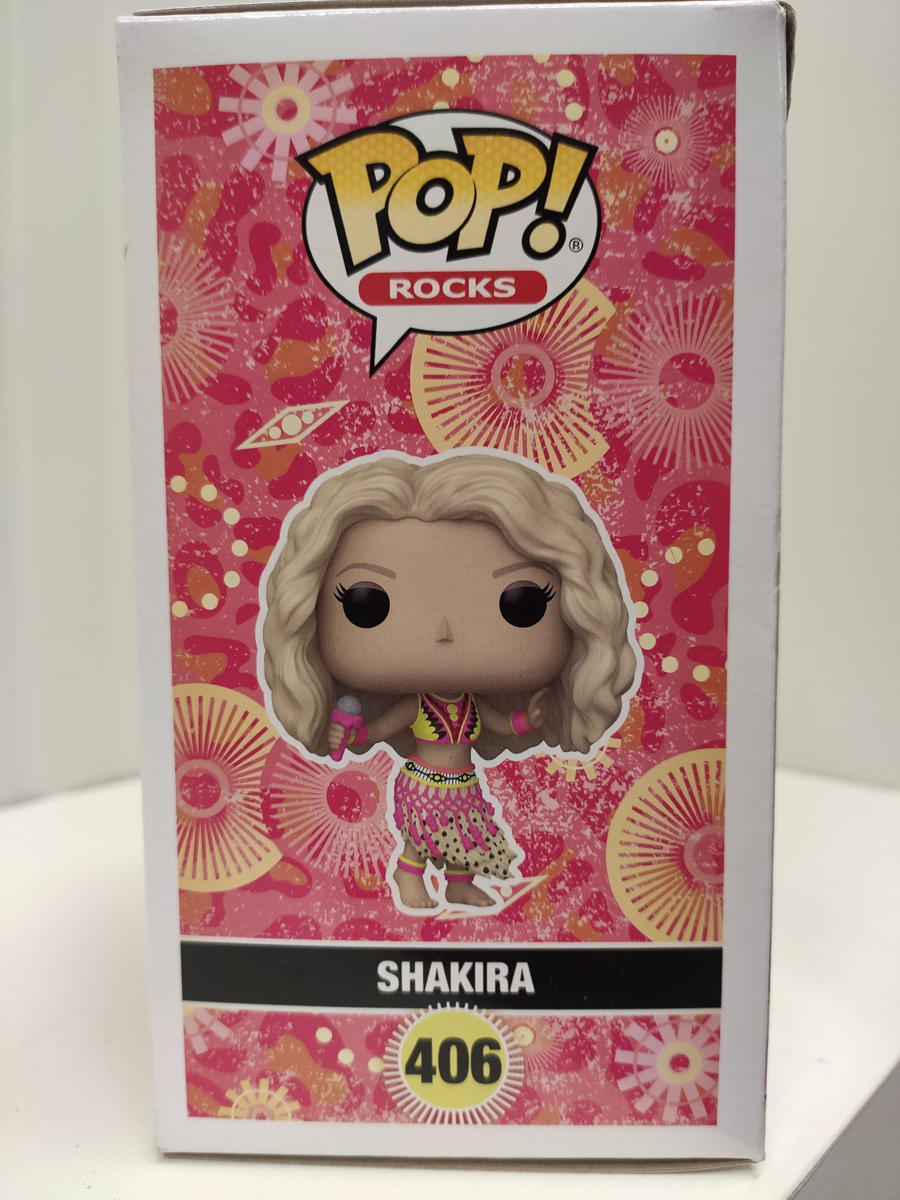 Funko Pop Shakira #406 Mano Danneggiata