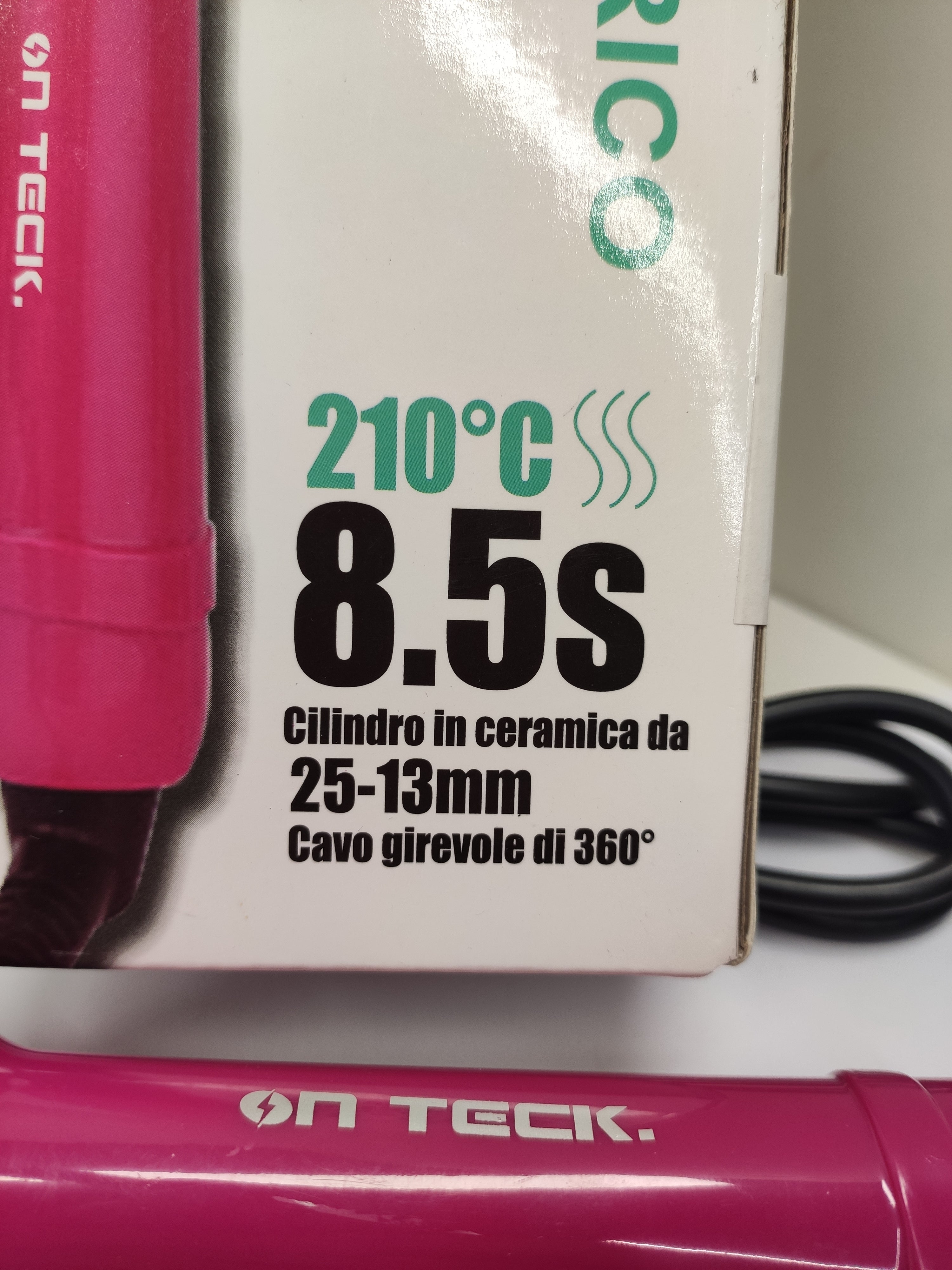 Arricciacapelli elettrico on teck