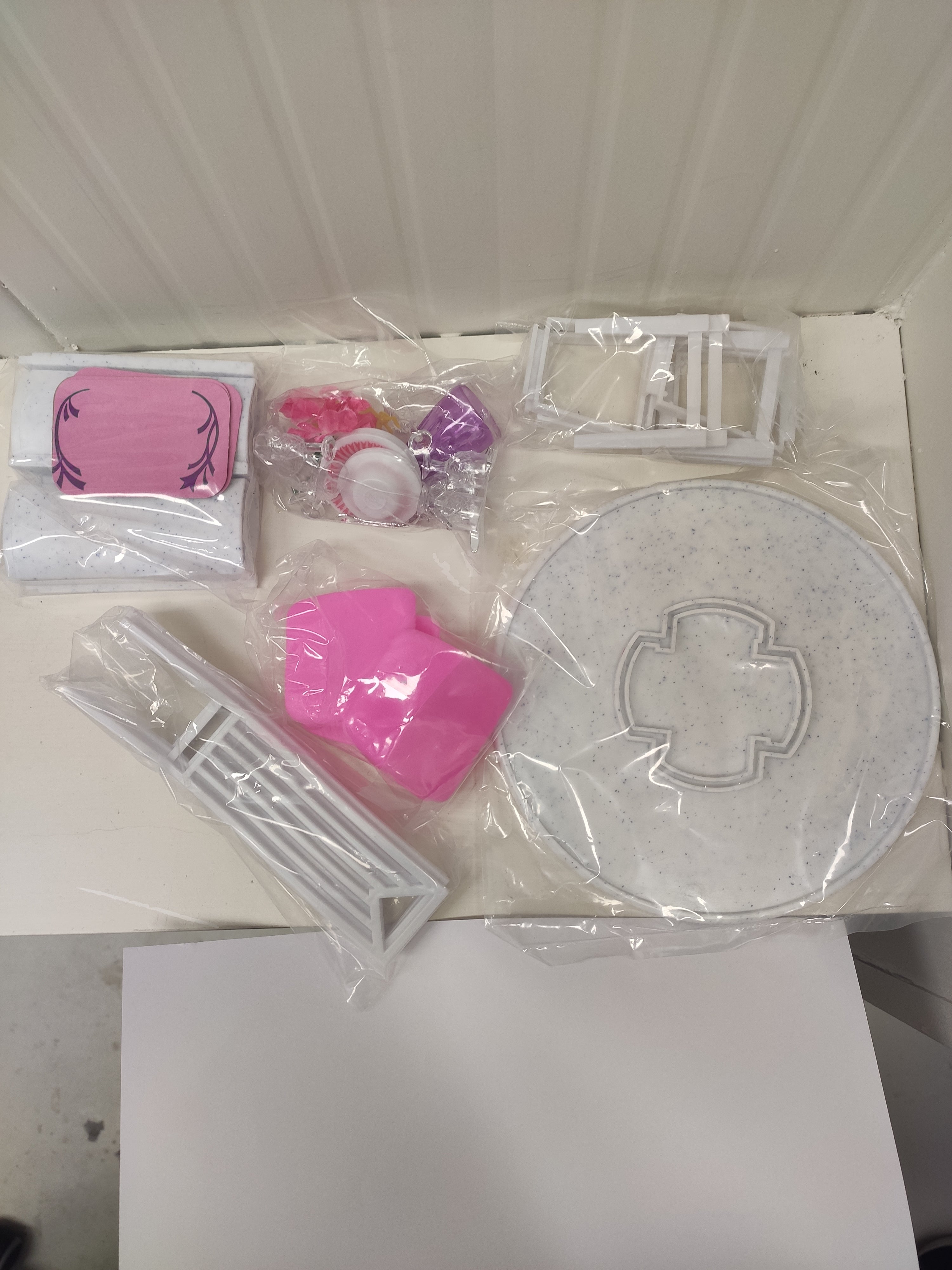 Gloria Dining Room Play Set completo e nuovo