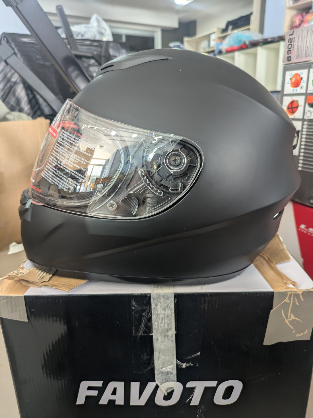 Casco integrale Favoto Ece 22.06