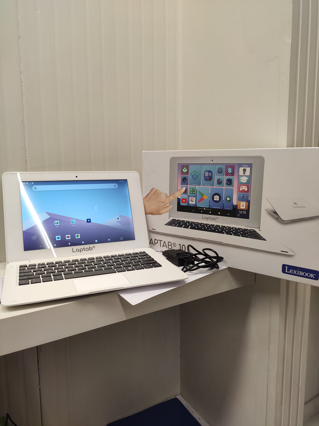 Lexibook LAPTAB® 10, Laptop con touch screen, Powered by Android™