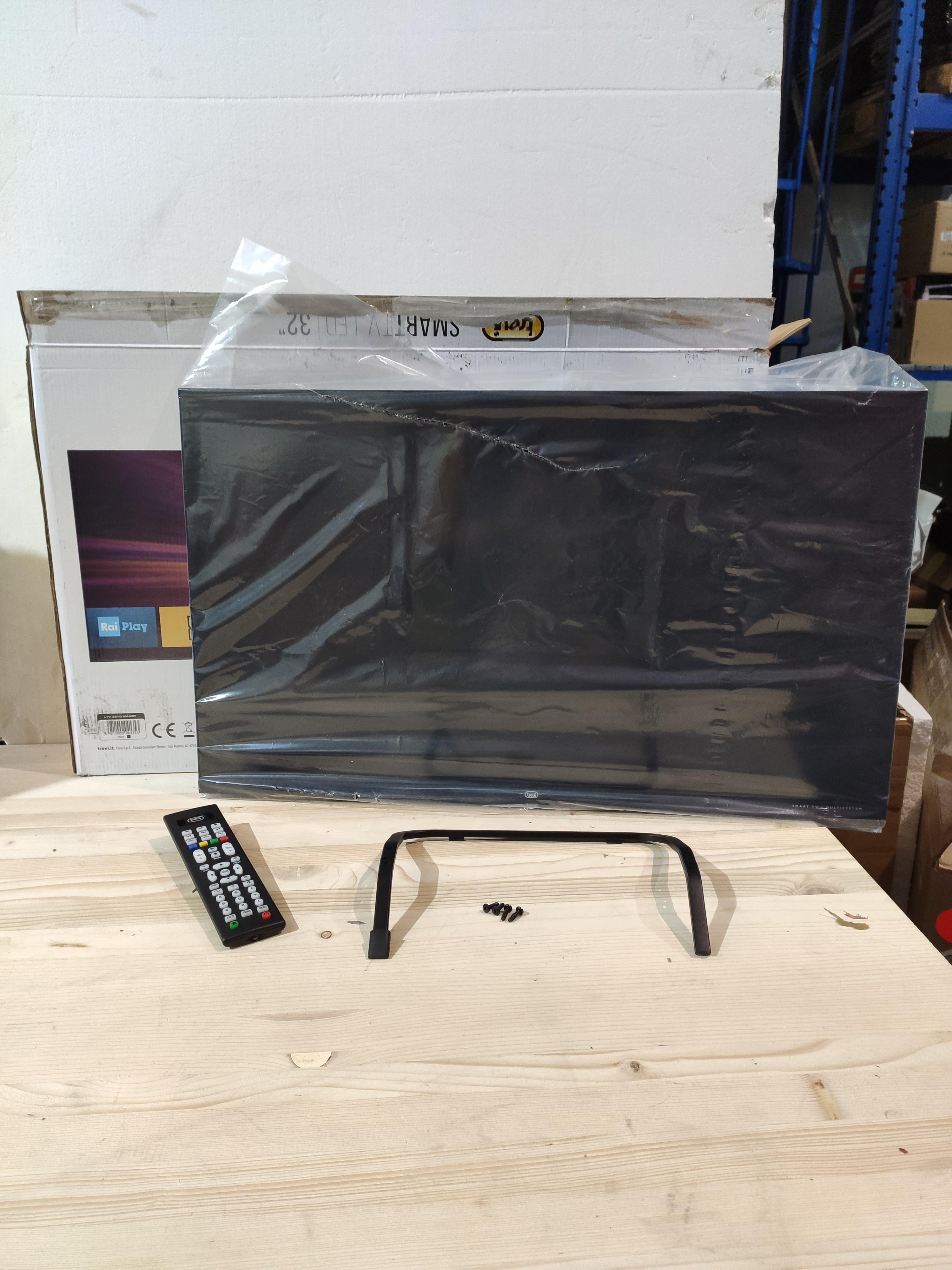 Trevi LTV 3209 S2 SMART Televisore 32"