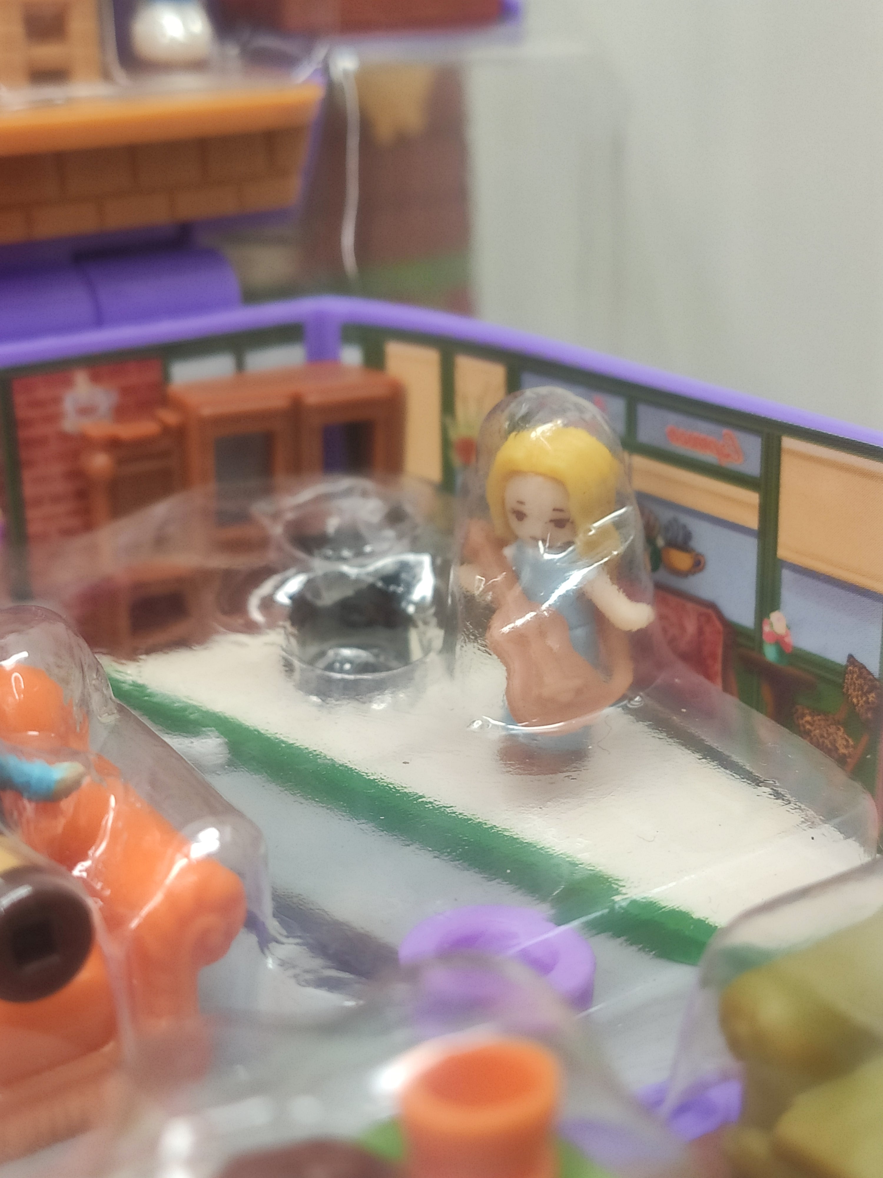 Polly Pocket - Cofanetto Friends, playset tazza da caffè Central Perk