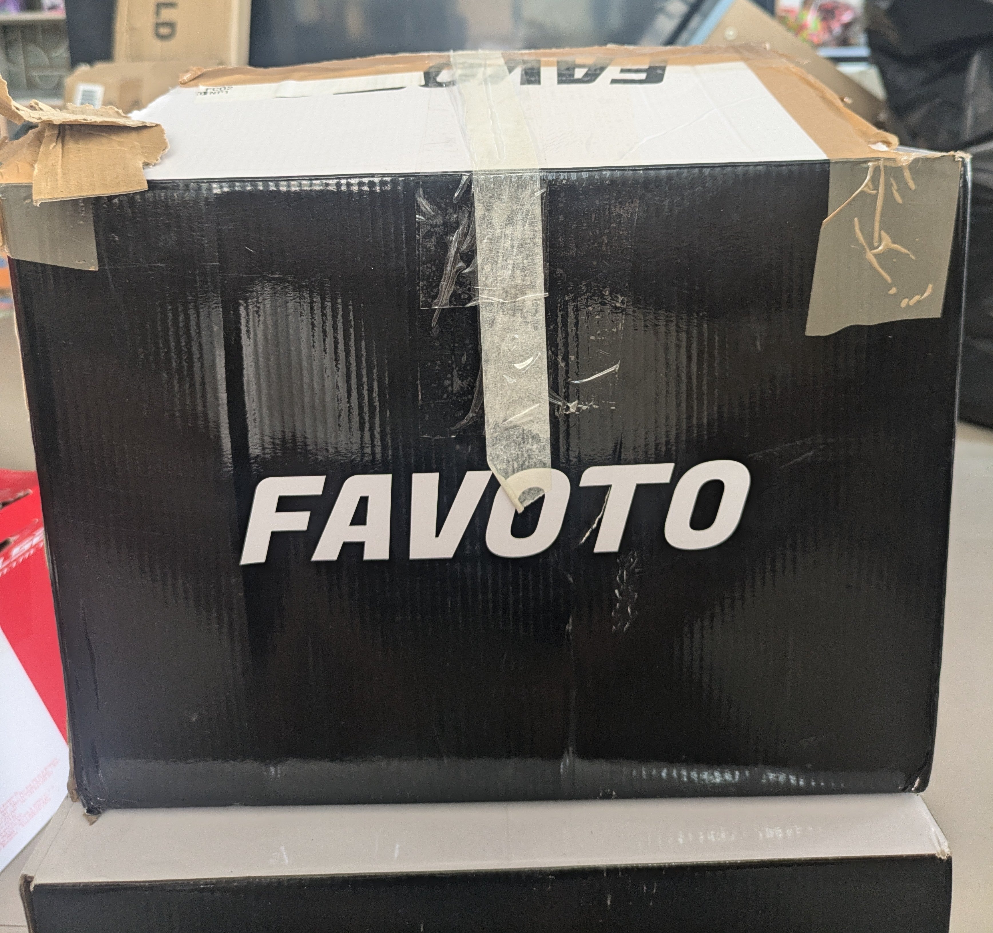 Casco integrale Favoto Ece 22.06